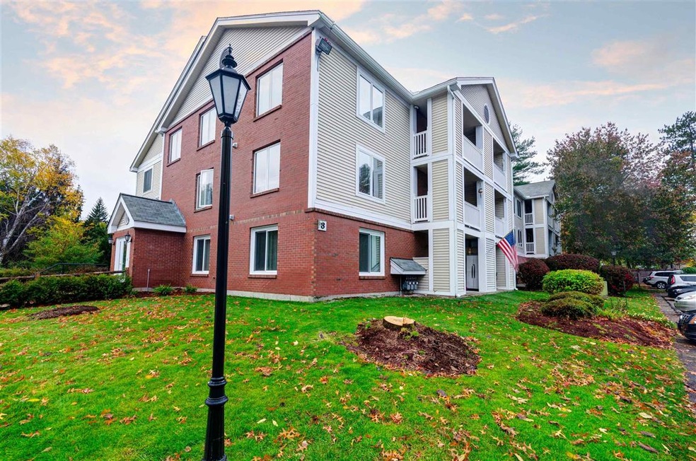 3 Timberwood Dr unit 105, Goffstown, NH 03045 - photo 1