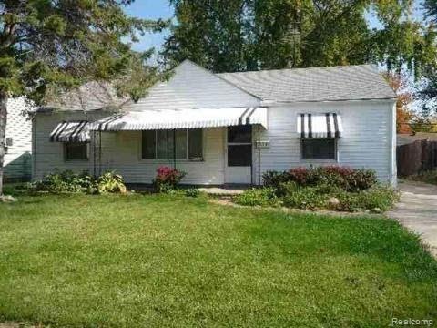 26294 Woodmont St, Roseville, MI 48066 - photo 1