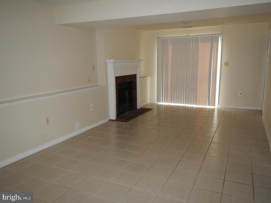 11103 Ascot Cir unit 267, Fredericksburg, VA 22407 - photo 1