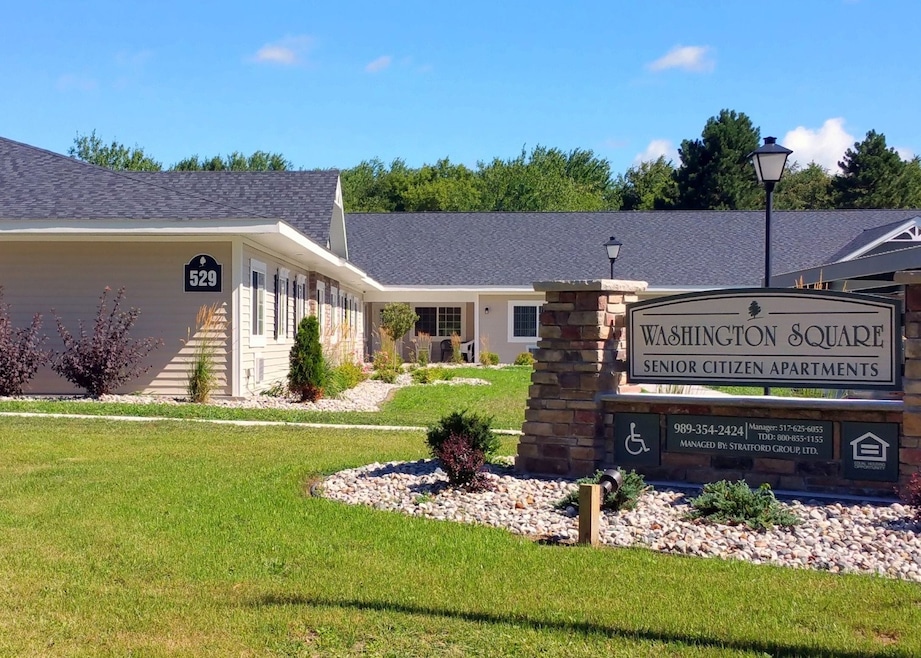 529 E 2nd St, Perry, MI 48872 - photo 1