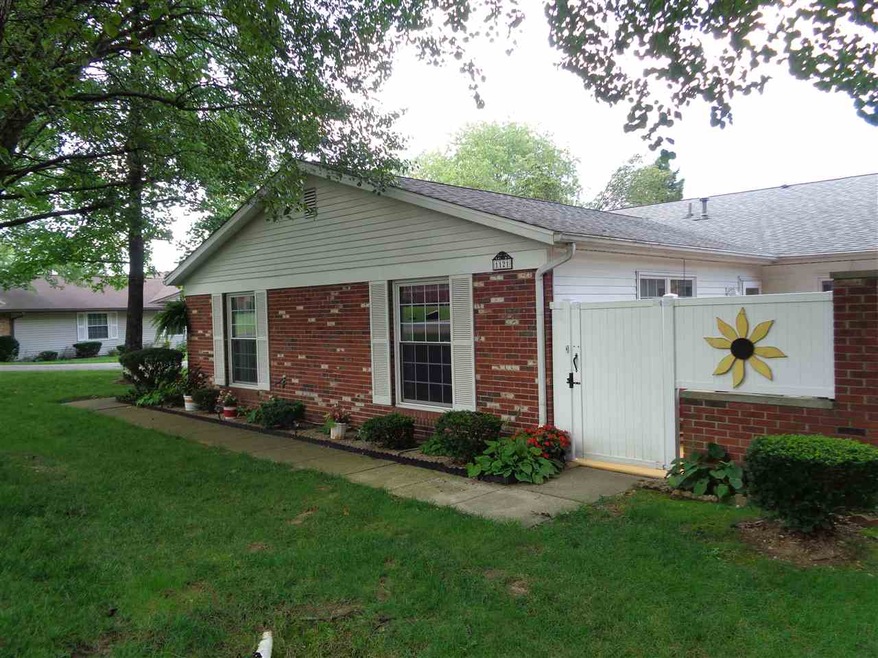 1121 E. Carnaby Drive