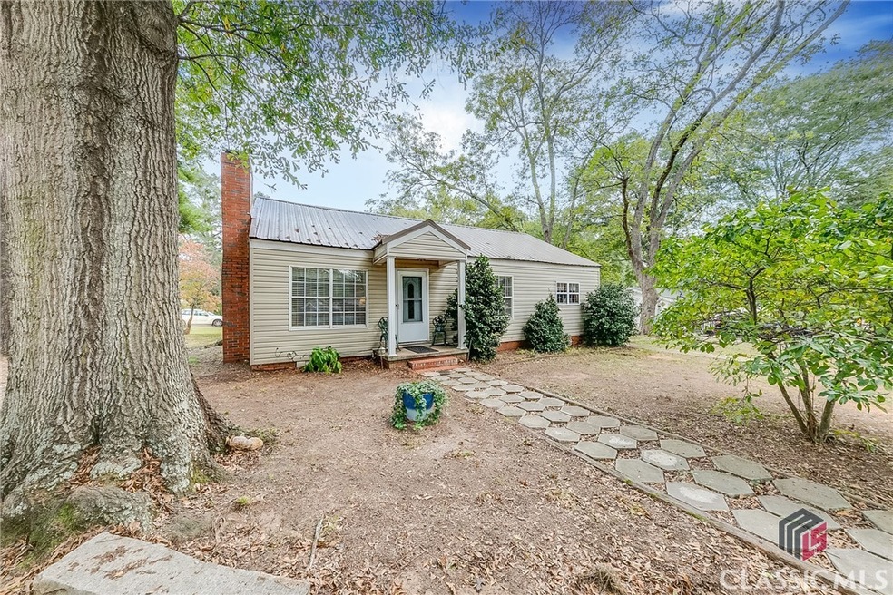 11 Mcarthur St, Commerce, GA 30529 - photo 1