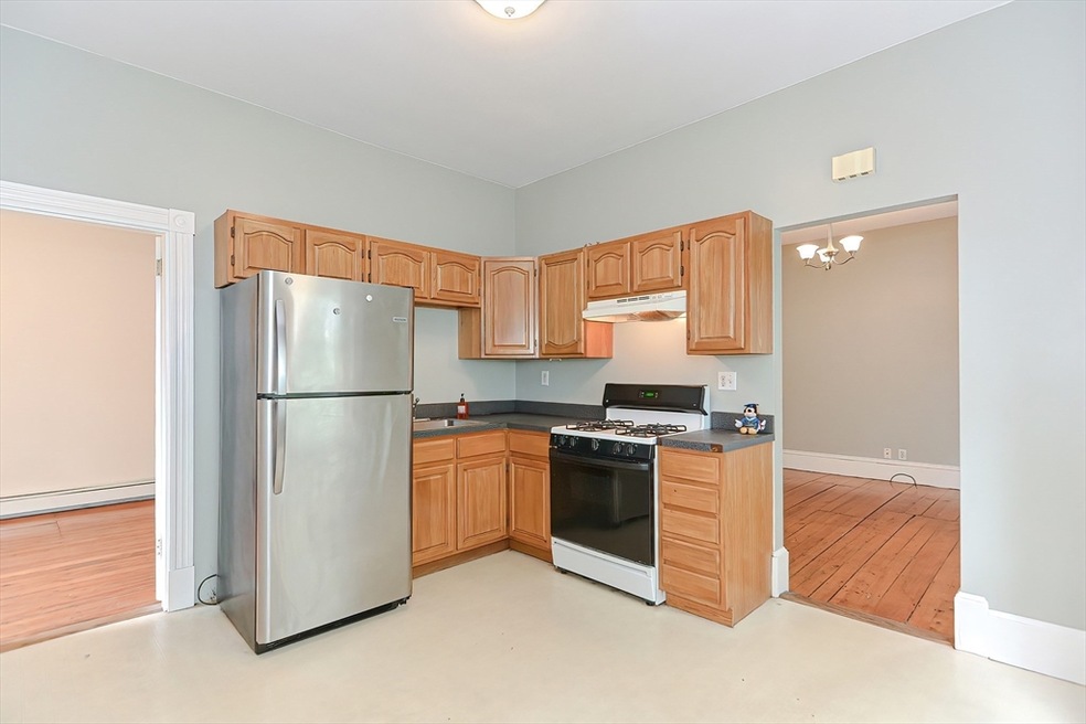 108 Beacon St unit 1, Somerville, MA 02143 - photo 1