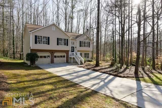 Beautiful Split Foyer with a Ton of Updates