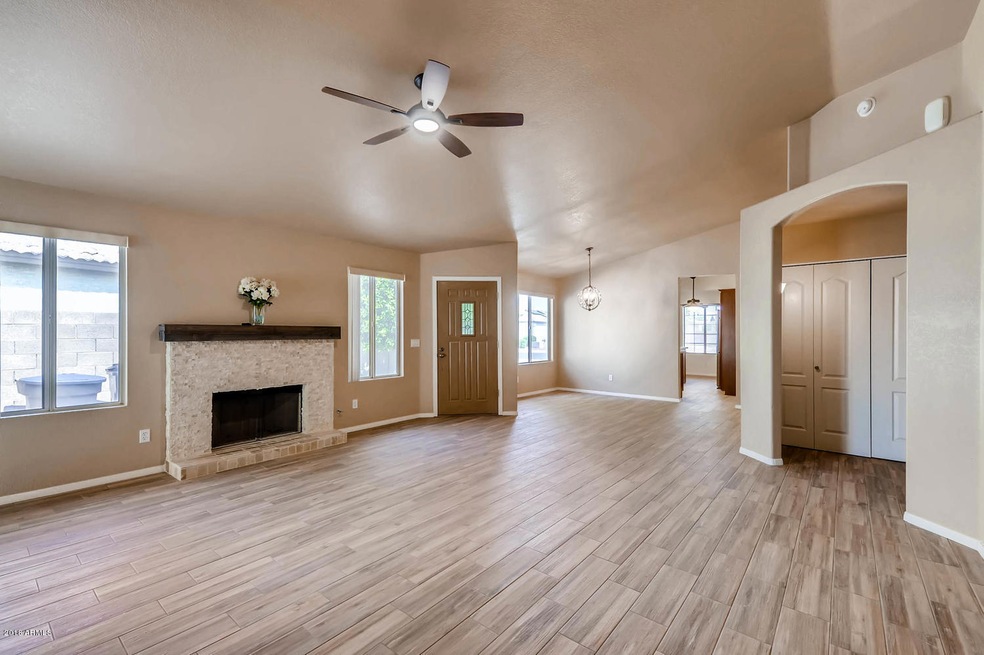 10870 W Irma Lane Sun City AZ-large-004-