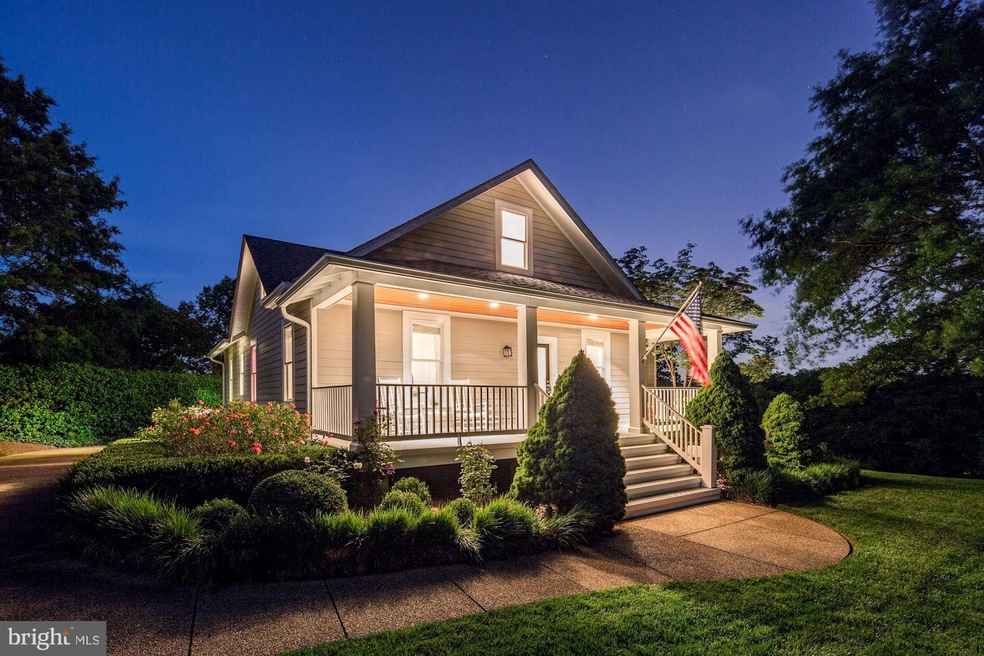 213 Longview Dr, Alexandria, VA 22314 - photo 1