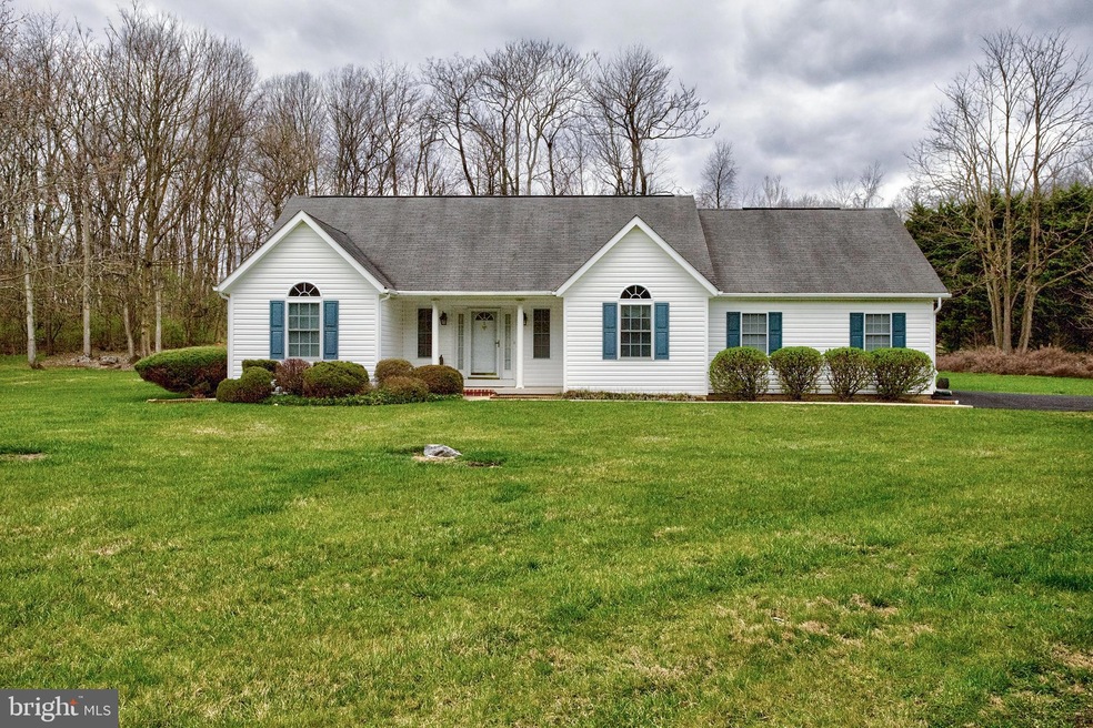 804 Doe Run Rd, Inwood, WV 25428 - photo 1