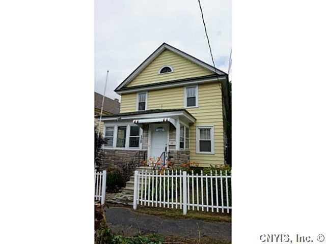Exterior Front. Welcome home! Dead-end street.