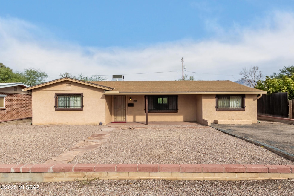 3235 E Linden St, Tucson, AZ 85716 - photo 1