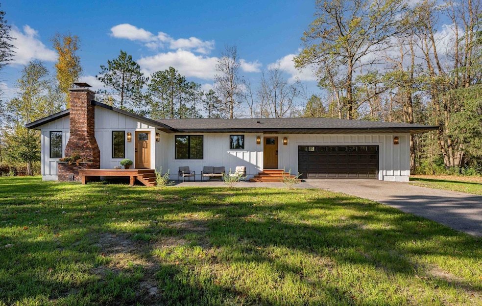 1213 Lorane Dr, Grand Rapids, MN 55744 - photo 1