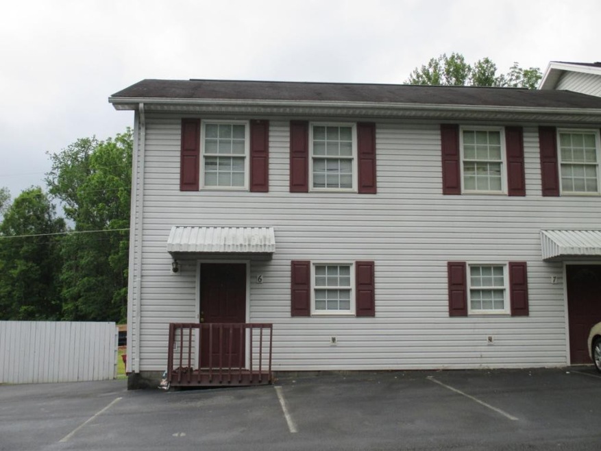 716 King Springs Rd unit 6, Johnson City, TN 37601 - photo 1