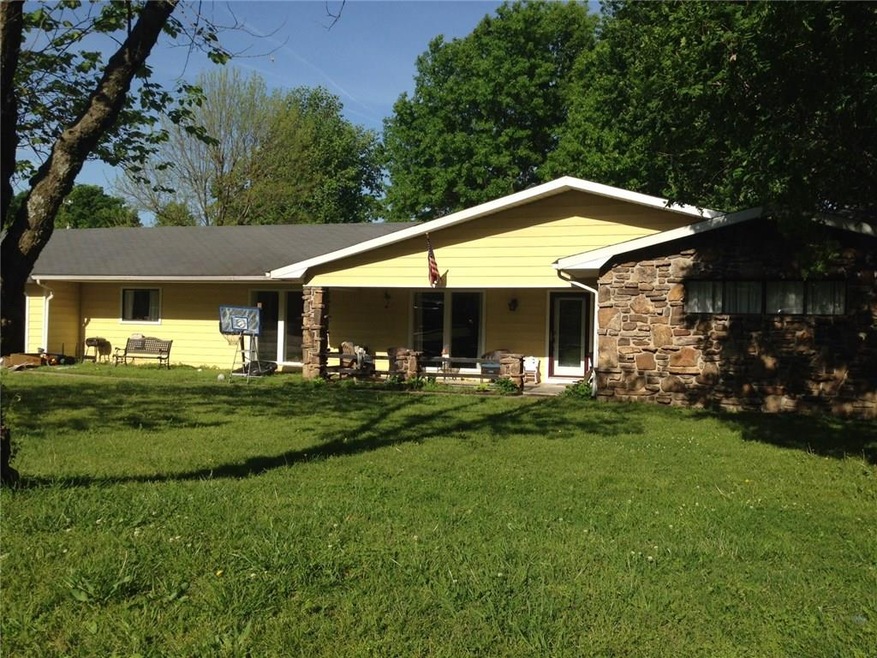 1111 NW G St, Bentonville, AR 72712 - photo 1