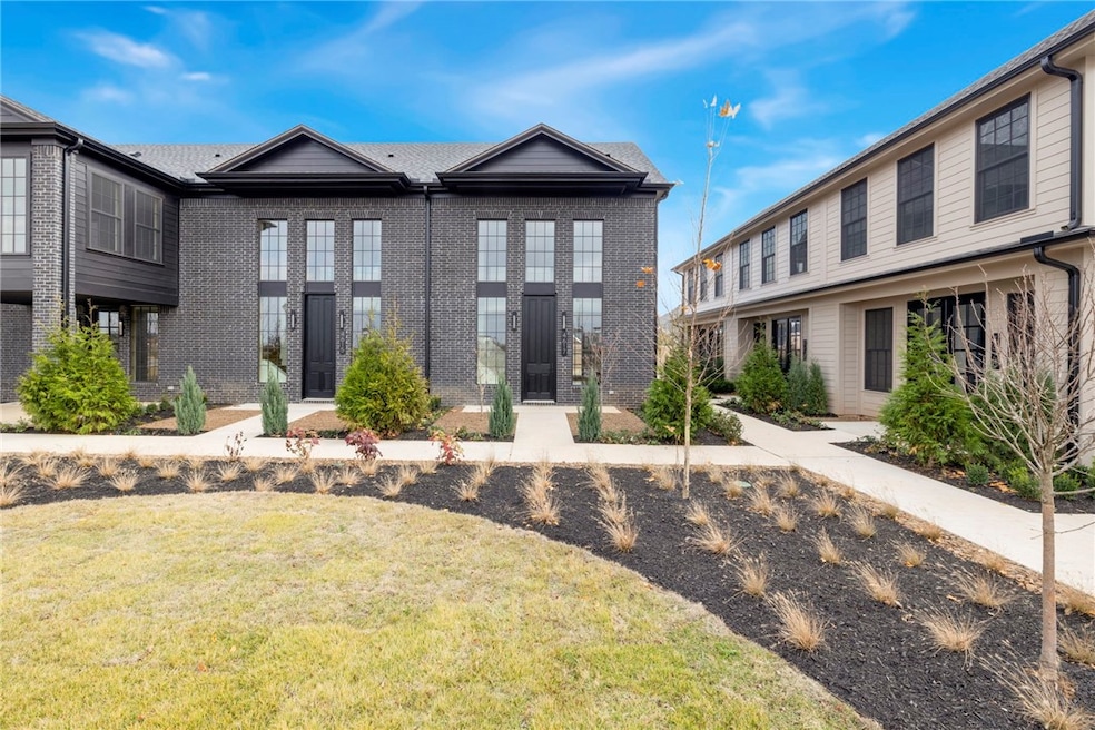 4617 S 47th St, Rogers, AR 72758 - photo 1