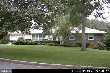 13231 Ingleside Dr, Beltsville, MD 20705 - photo 1