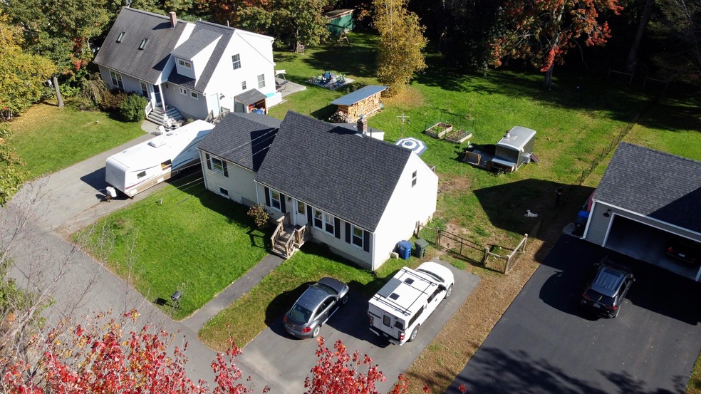 76 Elizabeth Taylor Ln, South Portland, ME 04106 - photo 1