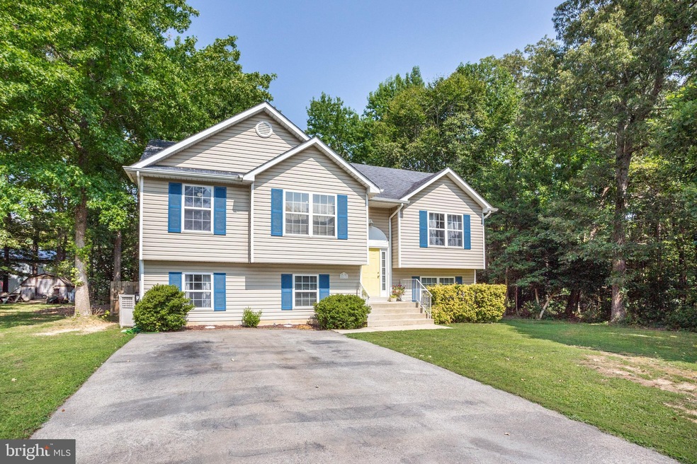 26171 Sandy Ct, Mechanicsville, MD 20659 - photo 1