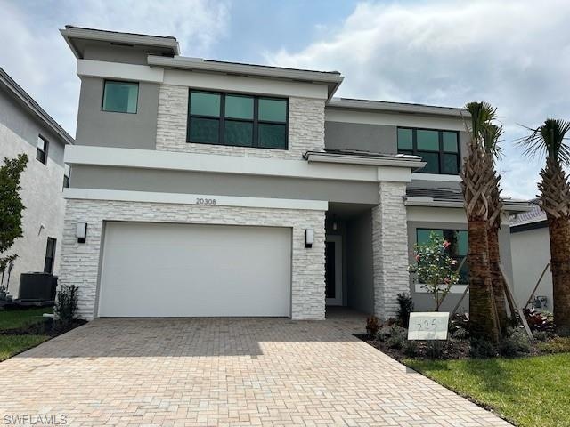 Sold $759,900