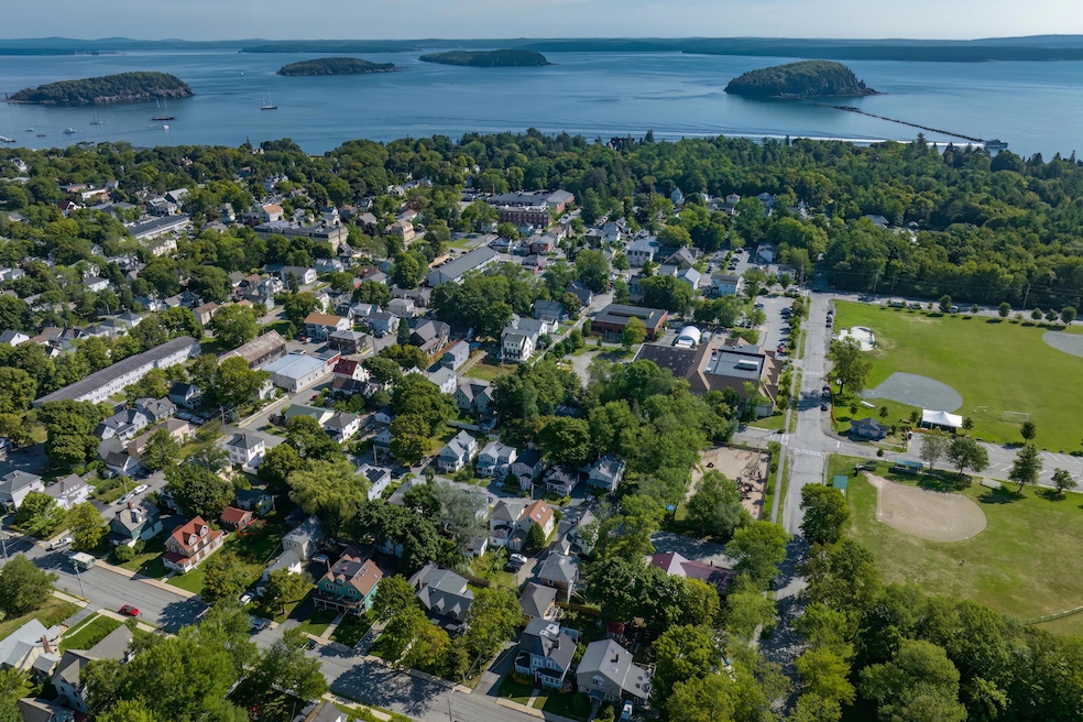Sold $715,000