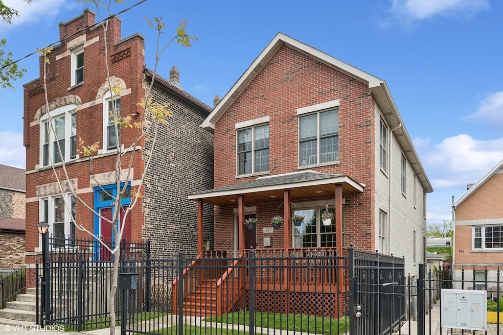 Sold $805,000 • Co-Listing Agent