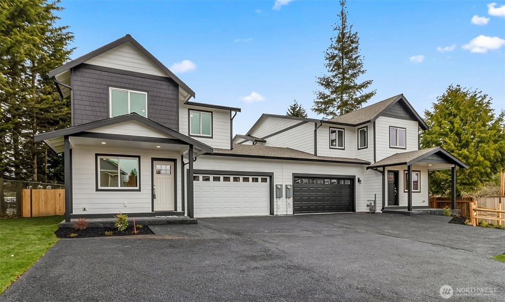 9534 Holly Dr unit B, Everett, WA 98204 - photo 1