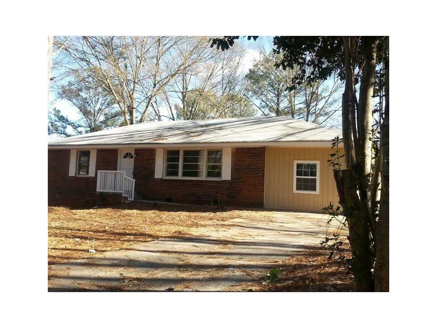 1114 Holly Cir unit 1114, Forest Park, GA 30297 - photo 1