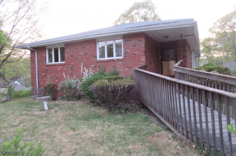 114 Dupont Ave, Hopatcong, NJ 07843 - photo 1