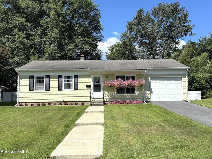 Pending $289,000 • Co-Listing Agent