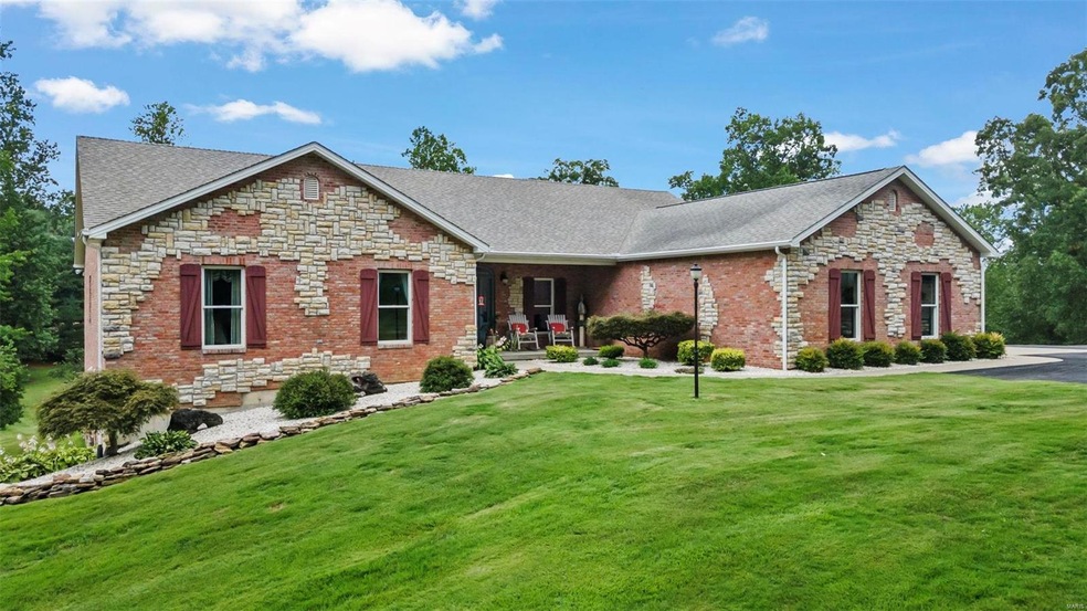 Under Contract $975,000