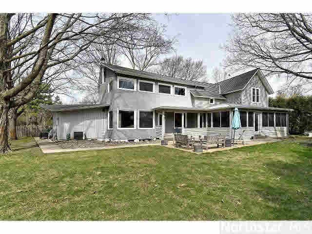 20355 20355 Linwood Rd, Deephaven, MN 55331 - photo 1