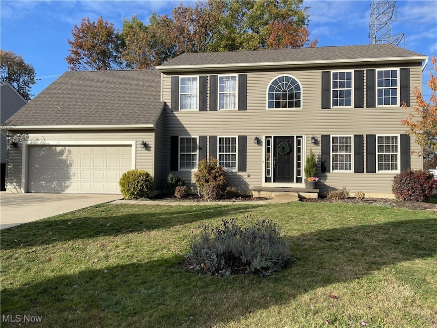 7072 Oak Tree Dr N, Lorain, OH 44053 - photo 1