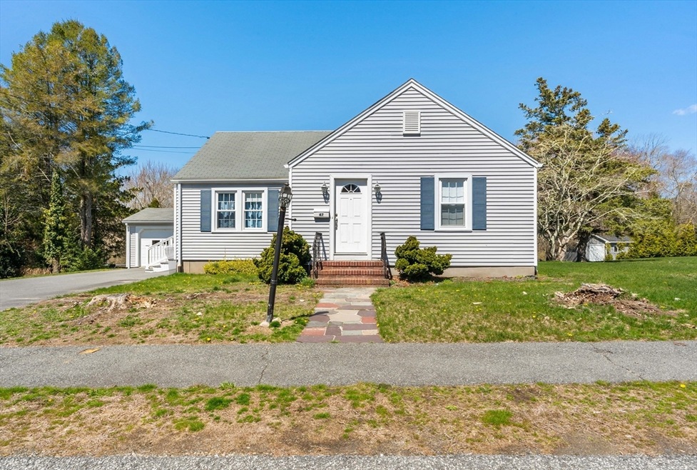 47 George St, South Dartmouth, MA 02748 - photo 1