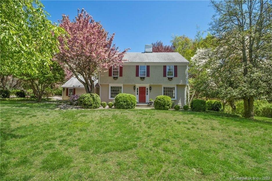 2036 Redding Rd, Fairfield, CT 06824 - photo 1