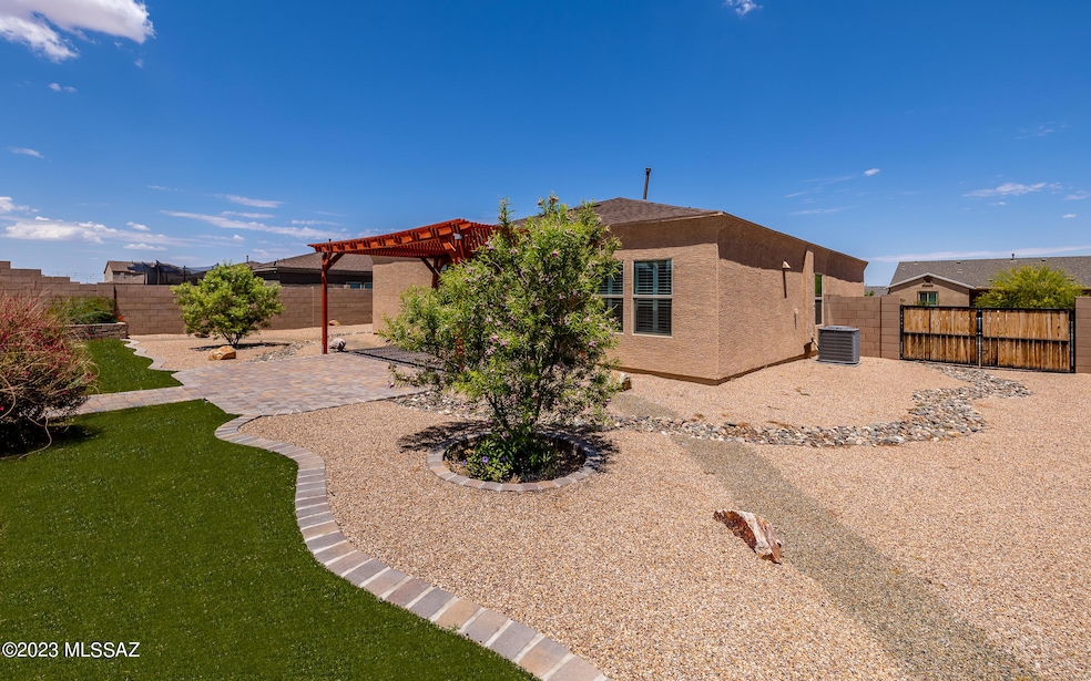 Fabulous back yard!