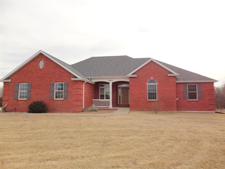 front of house-1851 N Hemlock Ridge