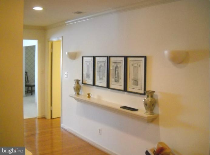 11500 Fairway Dr unit 203, Reston, VA 20190 - photo 1