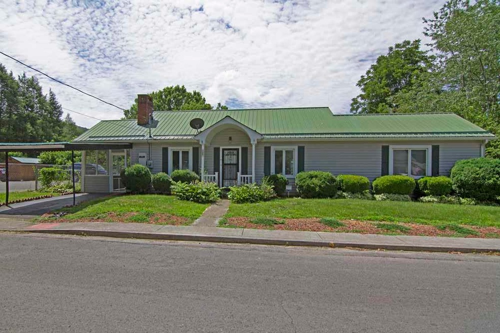 129 Walnut Ave_0001