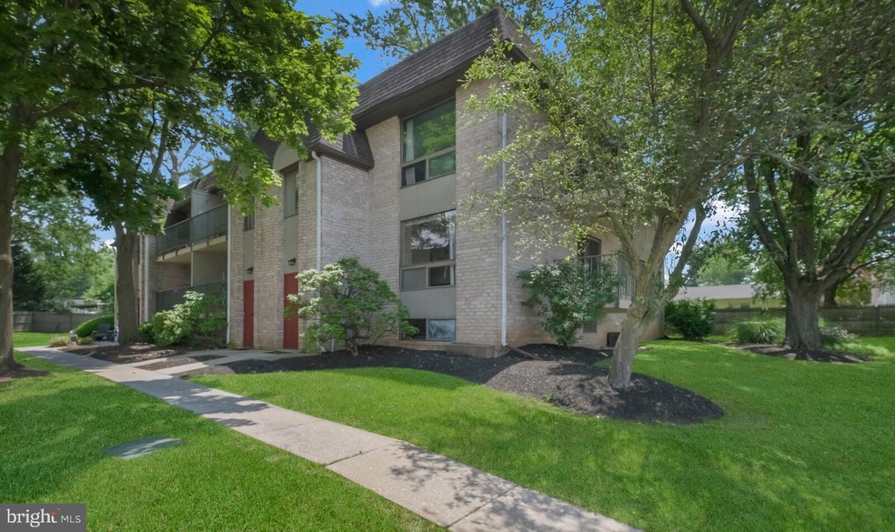 862A Putnam Blvd unit 70A, Wallingford, PA 19086 - photo 1