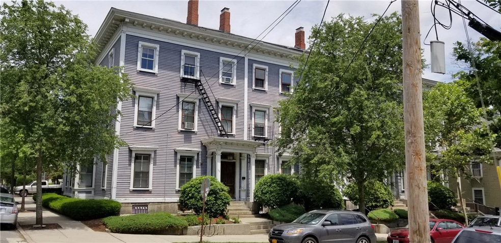 178 Bowen St unit 13, Providence, RI 02906 - photo 1