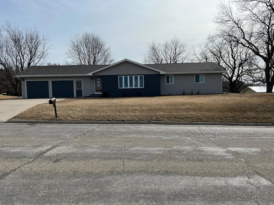 Sold $285,000
