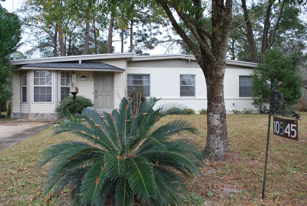 10545 Pine Estates Rd E, Jacksonville, FL 32218 - photo 1