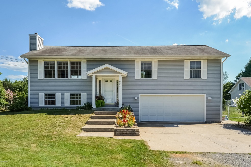001-Front_View-3087616-large