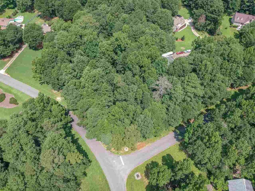 2100 Castle Lake Dr unit 20, Tyrone, GA 30290 - photo 1