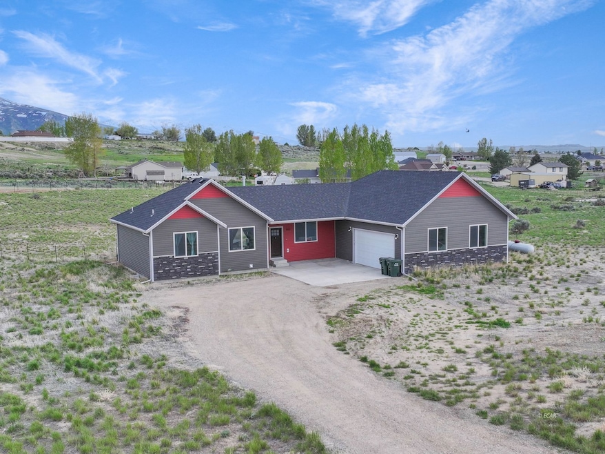 Under Contract $475,000