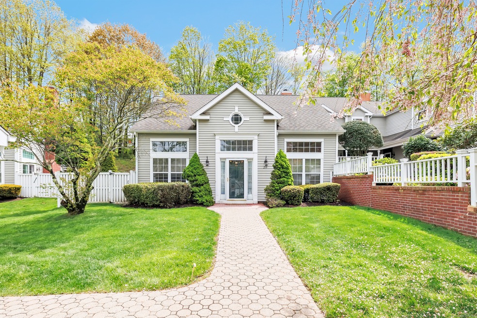 Sold $565,000 • Co-Listing Agent