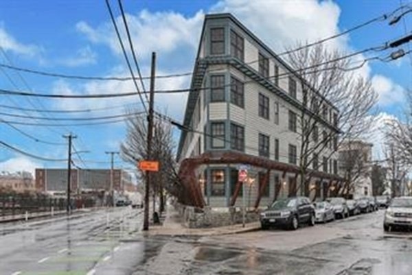 432 Norfolk St unit 4C, Somerville, MA 02143 - photo 1