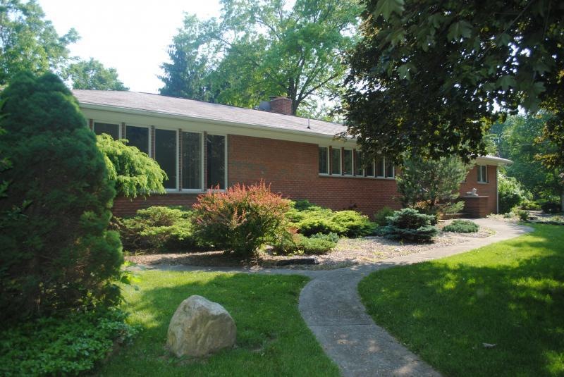 9 Manor Dr, Newton, NJ 07860 - photo 1