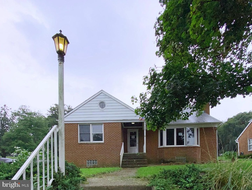 6705 Canongate Rd, Baltimore, MD 21239 - photo 1