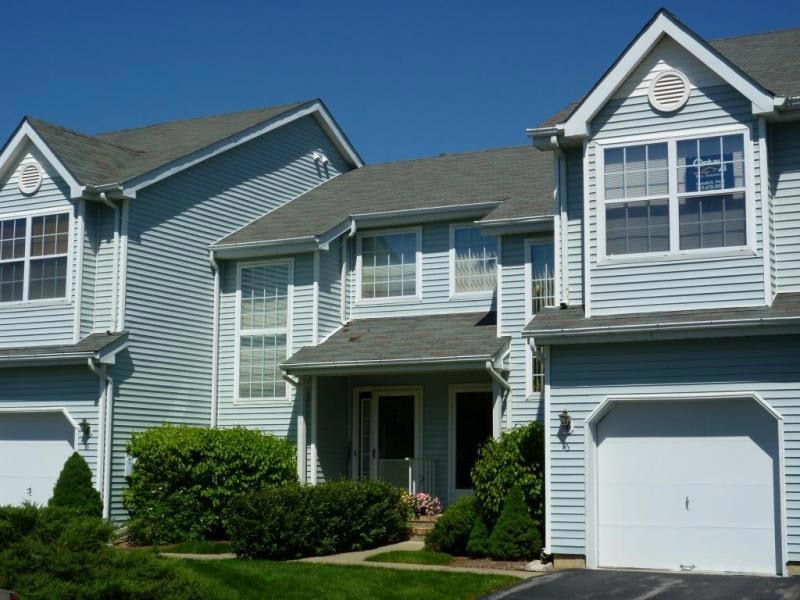 6 Willow Cir unit 40, Hamburg, NJ 07419 - photo 1