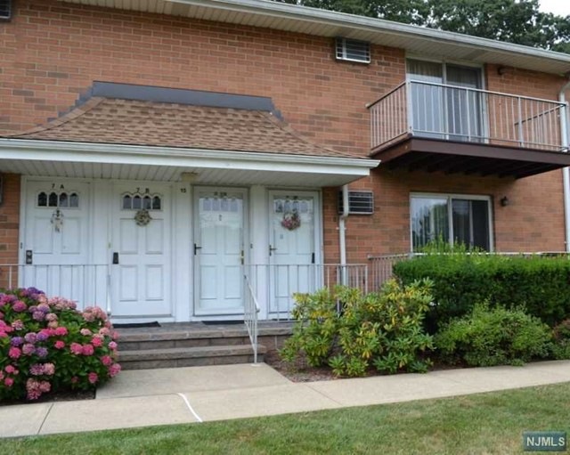15 Cottage St unit 8B, Midland Park, NJ 07432 - photo 1