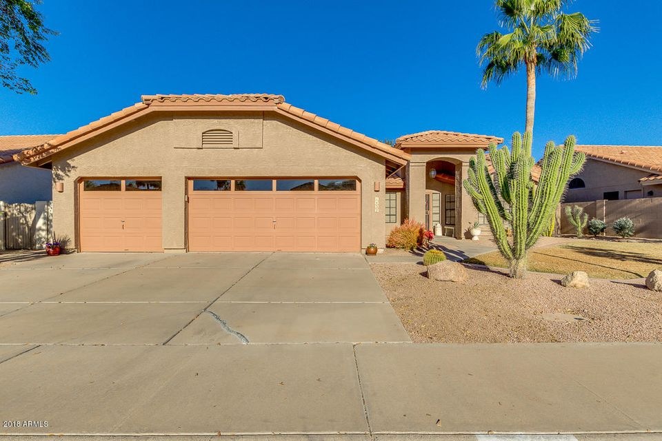 1432 W Iris Dr, Gilbert, AZ 85233 - photo 1